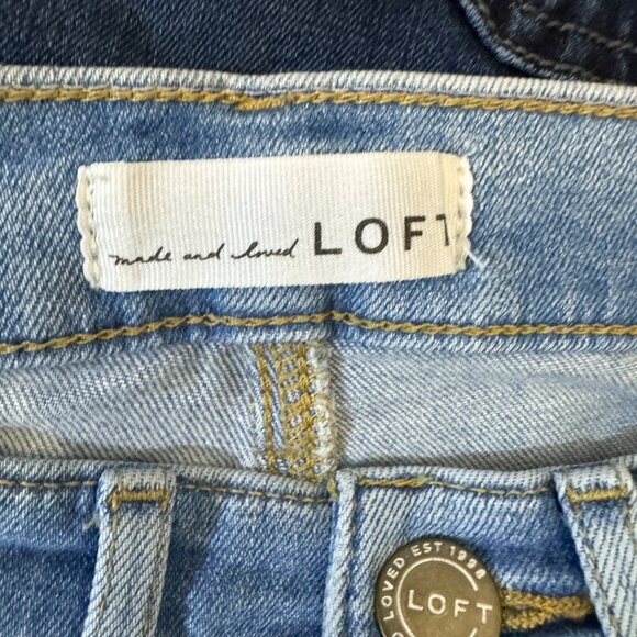 High-Waisted Loft Skinny Jeans Blue Denim Distressed Hem Womens Size 2 - Picture 6 of 8